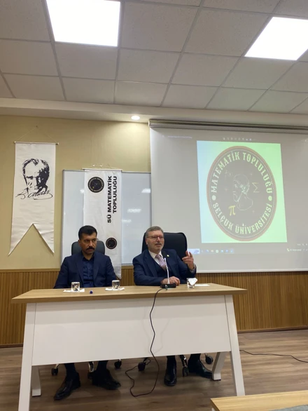 Matematik Topluluğunun düzenlemiş olduğu "Bölümümüz mezunları ile iş fırsatları” konulu konferans